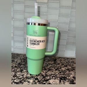 New Stanley Tumbler 30oz